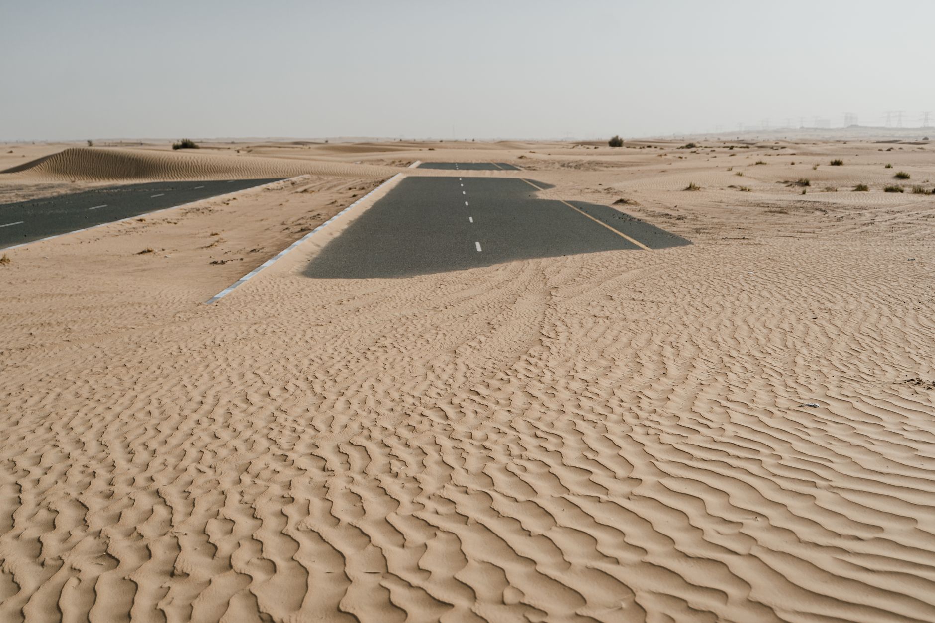 roads covered in sand